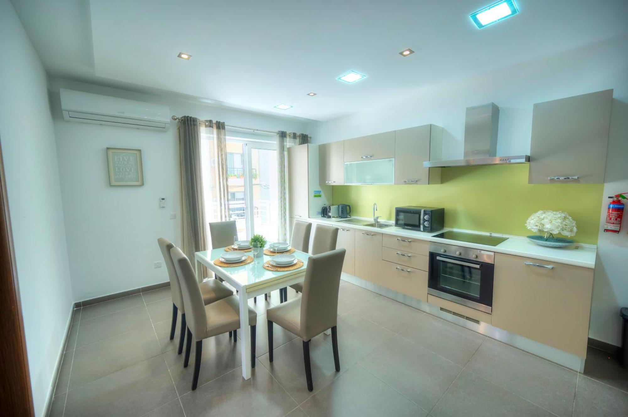 Bright & Large 2Bedrooms In Sliema Center Mpor1-1 Exterior foto